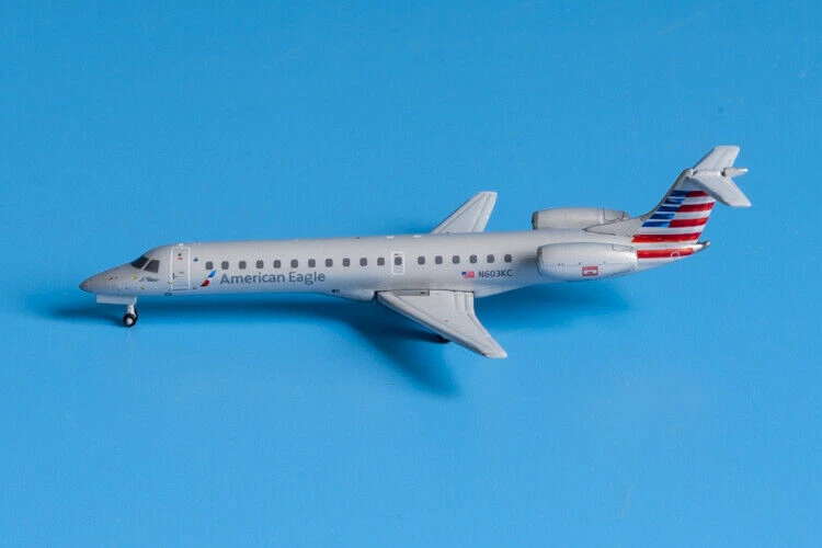 1:400 GeminiJets American Eagle Embraer ERJ-145 avión de pasajeros modelo fundido a presión Foto 1 de 4