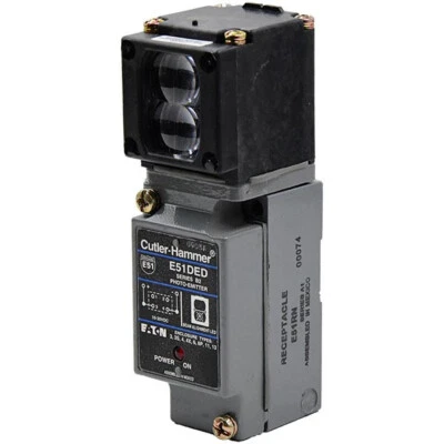 E51EDN Eaton/Cutler Hammer Thru-Beam Emitter Photoelectric Sensor  -SA - Image 1 of 2