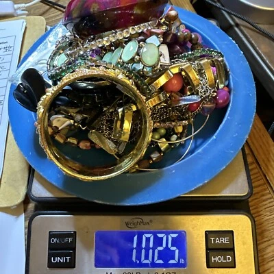 Pulseras 1 LB Estilos y Materiales Mezclados Usables Moda Joyería De Justo a Bueno Foto 1 de 4