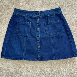 BRANDY MELVILLE KNOPFLEISTE Damen Medium Wash Denim Minirock Gr. 27 - Bild 1 von 4