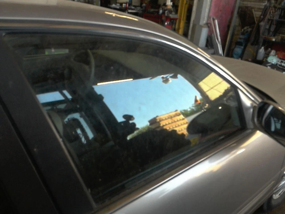 00-05 BUICK LESABRE Puerta Delantera Vidrio/Ventana Derecha Rhpwr Vidrio Limpiavientos Foto 1 de 1