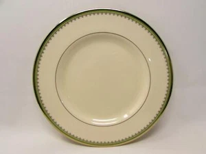 Marquis by Pickard Dinner Plate Platinum Trim Rim Shape Green Band L347 - Picture 1 of 3