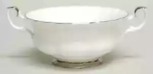 Royal Albert Chantilly Suppenschüssel Platin Fuß Creme 2313212 - Bild 1 von 1