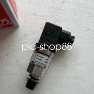 New in box Danfoss MBS 3000 060G6338 Pressure Transmitter - Picture 1 of 4