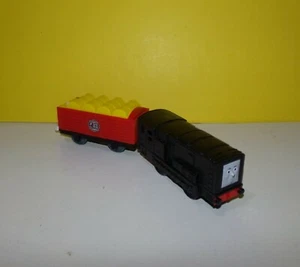 Thomas Trackmaster 2010 Talking Diesel Engine & Train Car V1906 Works! Free Ship - Picture 1 of 2