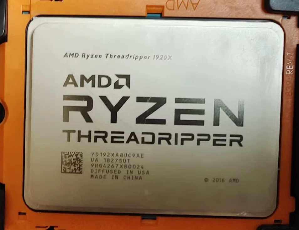 AMD Ryzen Threadripper 1920X 24C 24T 3.5GHz/4.0GHz Socket SP3r2 DDR4 180W - Image 1 of 1