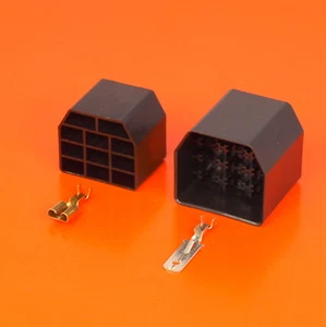 11 Wege Schwarz Pin Motorrad Elektrische Verkabelung Multi-Stecker 6,3 mm Klemmen - Bild 1 von 3