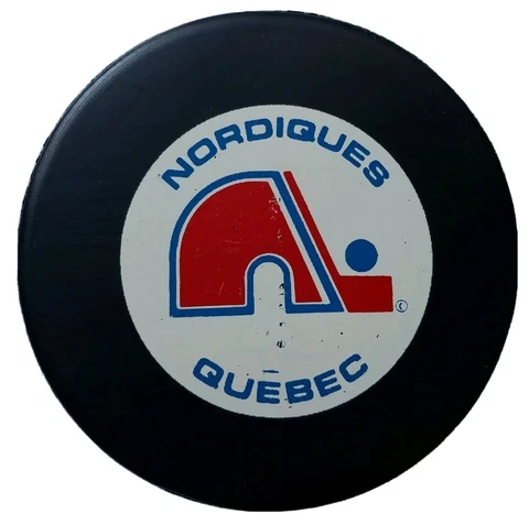 QUEBEC NORDIQUES NHL VINTAGE GENERAL TIRE SLUG TRENCH MFG. OFFICIAL GAME PUCK Cover