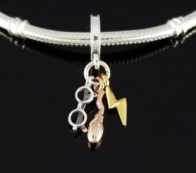 Pandora x Harry Potter Brille Nimbus 2000 Blitz Charm - Bild 1 von 3