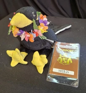 Vintage 1998 #002148 Hawaiian Collectables 'Ohi'Ohi The Chattering Myna Bird  - Picture 1 of 9