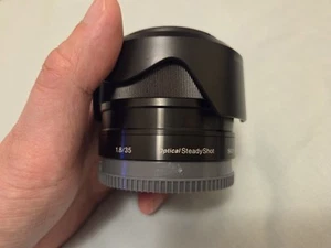 Sony 35mm f/1.8 OSS Lens for E-Mount APS-C - Very Good Condition - Picture 1 of 4
