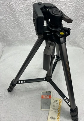 Quantaray Titan II QT ii-550 Silver Camera Tripod - Image 1 of 4
