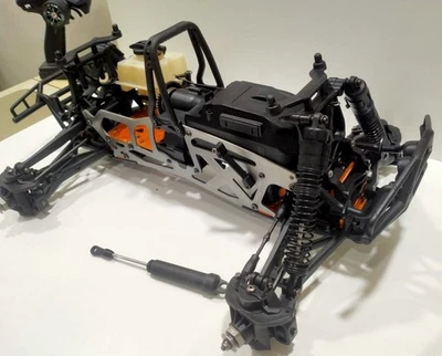 HPi Racing Savage X 4.6 109083 1/8 Nitro Monster Truck Roller - Image 1 of 4