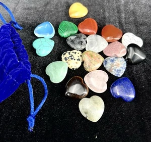 19PCS Natural Heart Shaped Polished Stones Love Crystals Healing Tokens Gaming - Picture 1 of 5