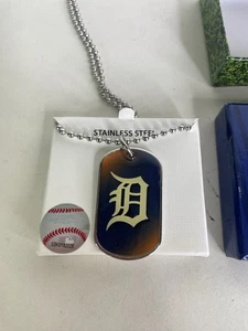 Detroit Tigers Dog Tag Necklace Stainless Steel MLB Licensed with Gift Box - Picture 1 of 5
