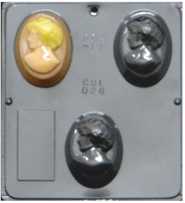 NUEVO MOLDE PARA HACER JABÓN EN BARRA CAMAFEO de 3 cavidades chocolate caramelo yeso arcilla Foto 1 de 1