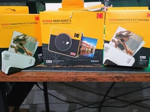 Kodak Mini Shot 3 Retro 4PASS 2-in-1 Instant Digital Camera and Photo Printer - Picture 1 of 1