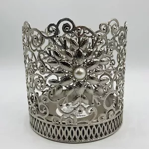 Bath & Body Works Kerzenhalter Silber Blume Floral Gitterperle für 3 Docht - Bild 1 von 10