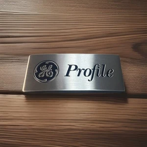 Distintivo targhetta frigorifero GE Profile WR04X10161, parte originale OEM, nuovo - Foto 1 di 3