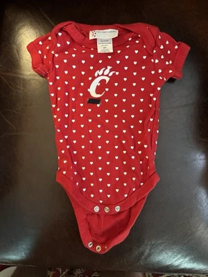 Cincinnati Bearcats Bebé Niña Una Pieza 6 Meses Gatos Recién Nacidos Foto 1 de 2