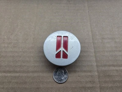 Oldsmobile OEM 1992-1997 88 98 Cutlass Silver tapa central cubierta de buje 10207641 Foto 1 de 3