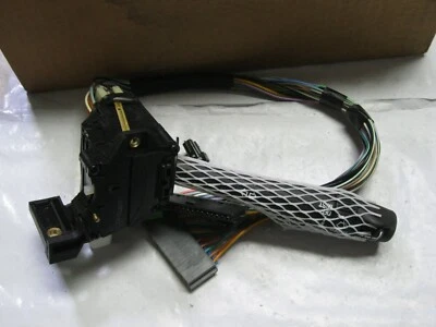 Cruise Control Switch-Hazard Warning Switch Airtex 1S1737 Foto 1 de 4