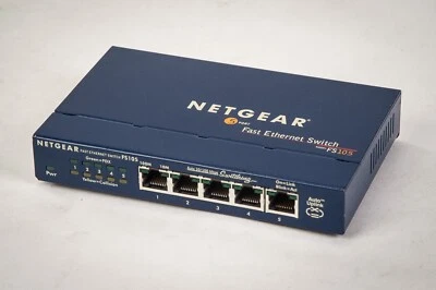 Netgear Fast Ethernet Switch FS-105 10-100Mbps mit Netzteil. - Bild 1 von 4