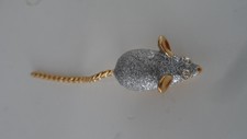 gorgeous mouse brooch