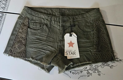 Vanilla Star Juniors Green Denim Lace Jean Shortie Shorts Size 3 - Image 1 of 4