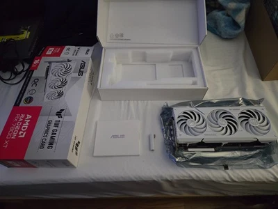 ASUS TUF Gaming Radeon RX 7800 XT White OC edition 16GB GDDR6 Gaming Video Card - Image 1 of 4