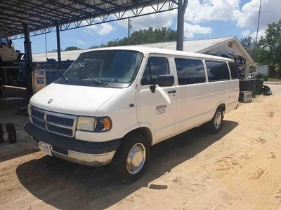 尾灯总成道奇范 3500 系列右 95 96 97 98 99 00 01 02 03 — 第 1/4 张图片