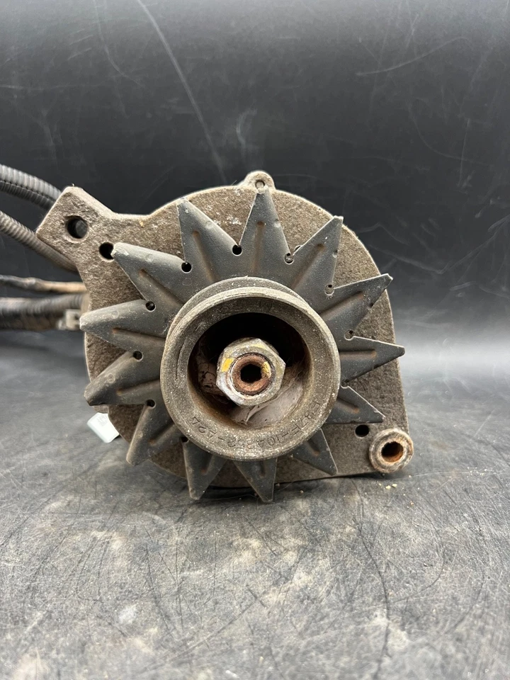 1983-1988 Ford Ranger 2.3L Pickup OEM conjunto de alternador de motocicleta 7701 15V - Imagem 1 de 4