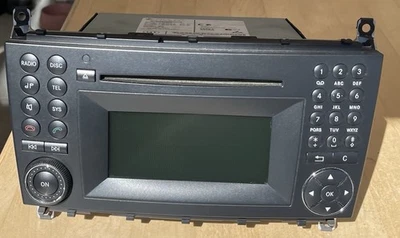 Mercedes Benz W203 CD-Radio MP3 Audio 20 A 2039000000 Bluetooth MF2860 C Klasse - Bild 1 von 4