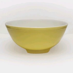 VTG Pyrex 404 Large 10" Nesting Mixing Bowl Primary Color Yellow 4 Qt MCM - Picture 1 of 9