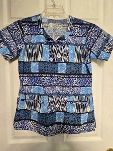 Bring It On Women's Scrub Top size S-Blue/Black Animal Print-Chest 19.5"/L 25.5" - Picture 1 of 6