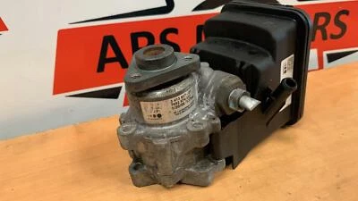 Pompe de direction Hydraulique BMW X3 3.0d 3413807 / 3 413 807 / 7692 974 541  - Photo 1/4