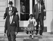 1960 RUBY BRIDGES Fed Protection New Orleans School CIVIL RIGHTS PHOTO (166-C)