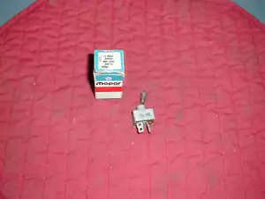 NOS MOPAR 1968-74 DODGE PLYMOUTH A & E BODY MAP LIGHT SWITCH NIB!! - Picture 1 of 1