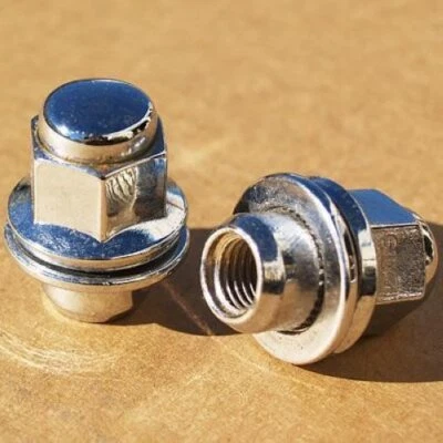 Juego de 24 tacos cromados con cerraduras para Toyota Camry Avalon Sienna Corolla Matrix Foto 1 de 4