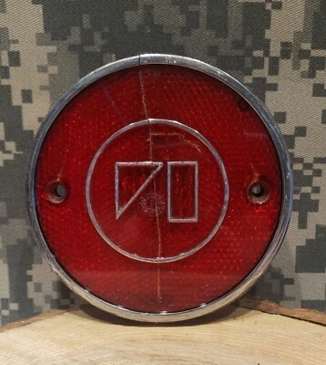 AMC RED ROUND TAIL LIGHT LENS MARKER AMERICAN MOTOR COMPANY VINTAGE SPIRIT EAGLE - Image 1 of 4