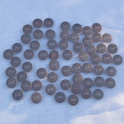 Lote De Colección De 60 Nuevos Stock Antiguo LEVI STRAUSS SF CAL Color Bronce BOTONES A PRESIÓN SIN RESERVA Foto 1 de 4