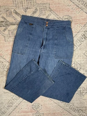 Vintage 70s Wrangler Wide Leg Woman’s Jeans Scovill Zipper Size 32x27 - Image 1 of 4