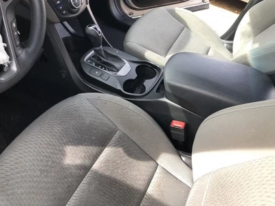 Consola piso delantero LWB compatible con 13-16 SANTA FE 929236 Foto 1 de 3