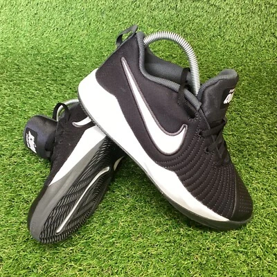 NIKE TEAM HUSTLE QUICK 2 Black Volt Trainers UK SIZE 5.5 (C14) - Image 1 of 4
