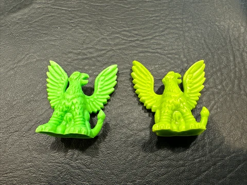 GRIFFIN #5 Olive & Neon Green Vintage Monster In My Pocket Series 1  Figure MIMP Cover