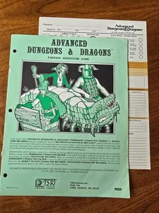 AD&D 1st Edition Permanent Character Folder Plus Character Sheet TSR - Picture 1 of 6