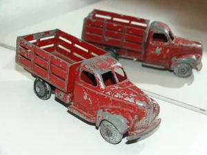 Vintage Diecast model METAL TRUCK CAMION STUDEBAKER TAPISSIERE FRANCE DINKY TOYS - Foto 1 di 8