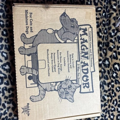 MAGNADOR 双向 PET 门 白色 尺寸 小号 — 第 1/4 张图片