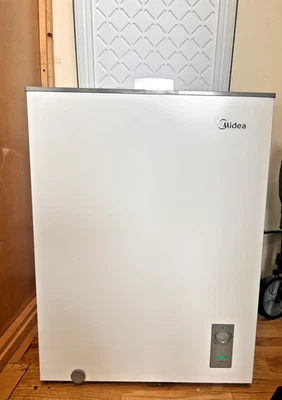 Комнатная морозильная камера Midea трансформируется в холодильник - Изображение 1 из 4
