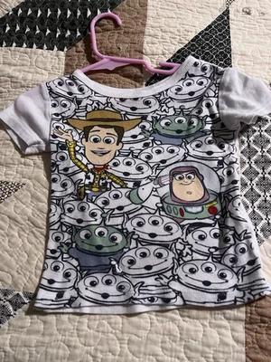 Top de pijama Disney Pixar Toy Story para niños talla 4T Foto 1 de 3